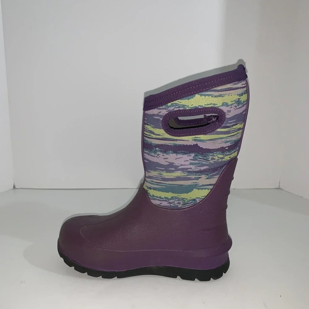 Bogs Neo-Classic Sunset Boots Kids Size 2 Purple Camo Print Waterproof Winter